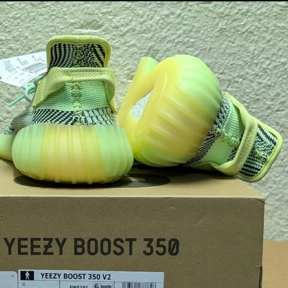 ADIDAS YEEZY BOOST 350 V2 - Picture 2 of 3